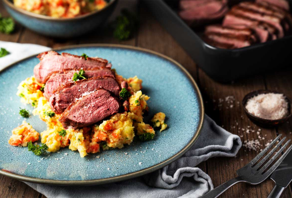 Magret de canard cuit au gros sel