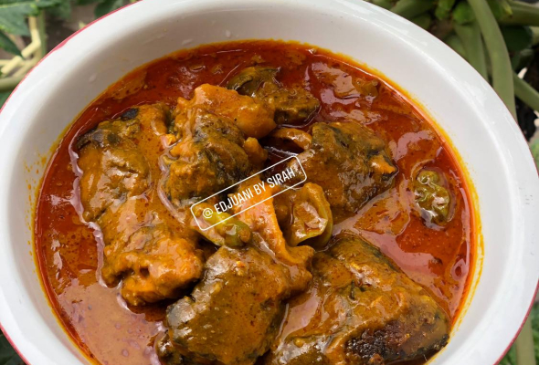 SAUCE GRAINE ( Poisson fumé , pate de bœuf )