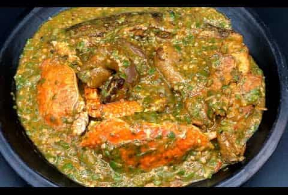 SAUCE GOMBO ( Pate de bœuf , crabe , poisson fumé )