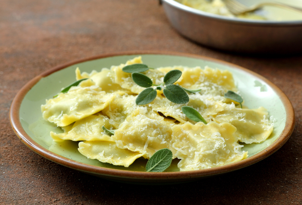 Ravioles de chèvre au basilic